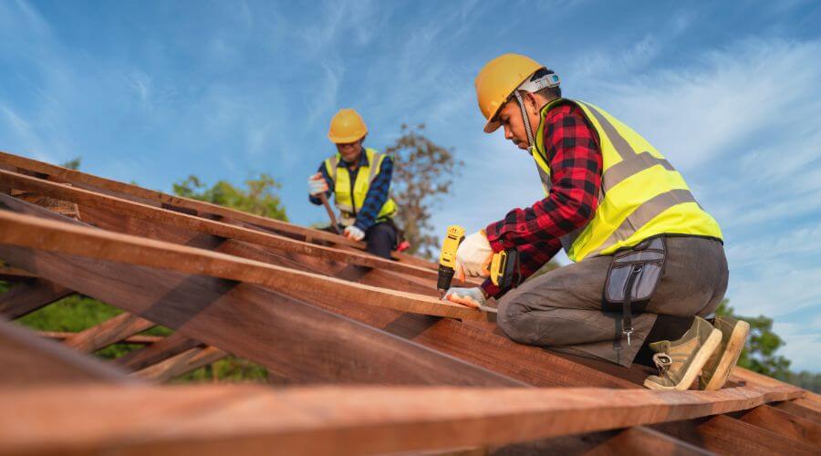 Professional Flat Roofing Installation services in La Center, WA